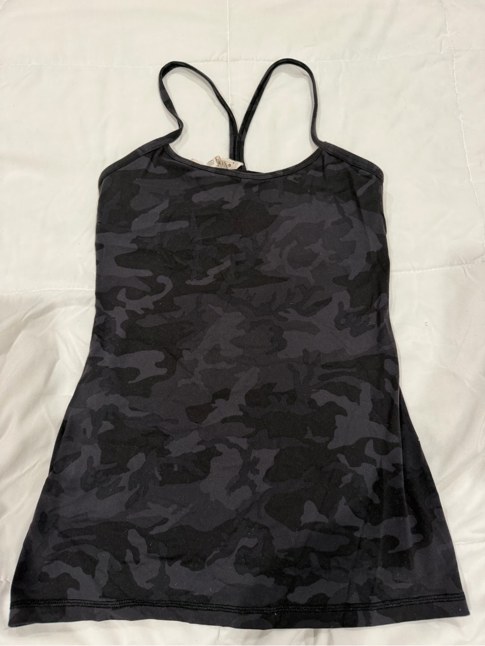 Lululemon camo top